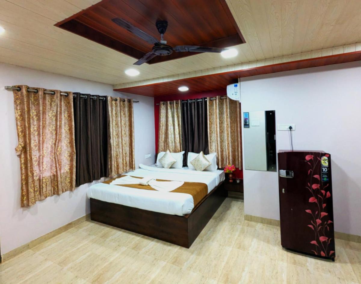 Crescent Holiday Homes - Housity