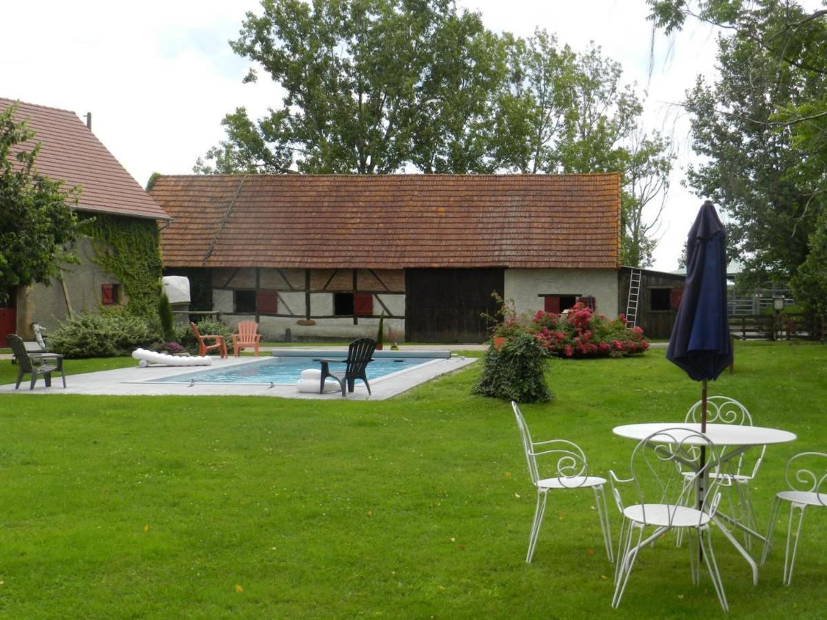 Gîte à la ferme avec piscine, animaux admis en Sologne Bourbonnaise - FR-1-489-368 - Housity