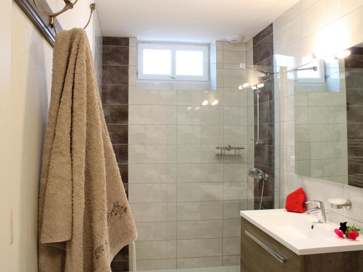 Gîte familial rénové à la campagne avec jardin, 4 chambres, proche loisirs et attractions - FR-1-489-61 - Housity
