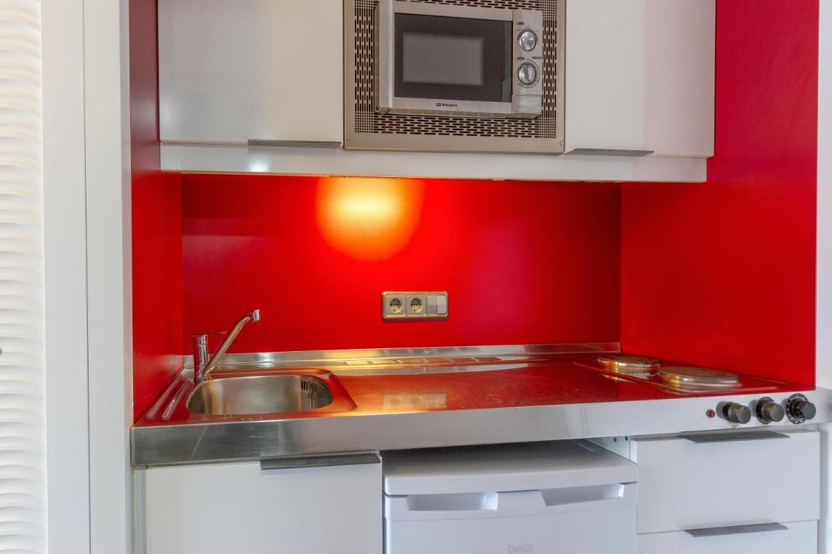 Una cocina o zona de cocina en MarSenses Rosa del Mar Hotel & Spa