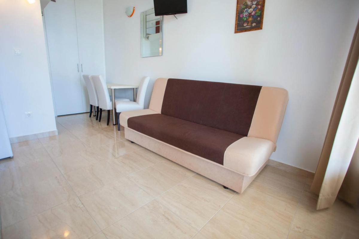 Apartments Sumic Podgora - Hizvo