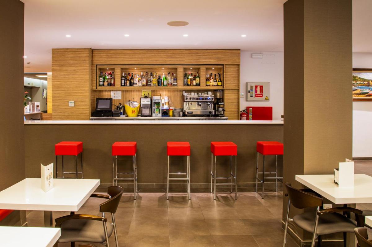 Bebidas en Petit Palau - Adults Only
