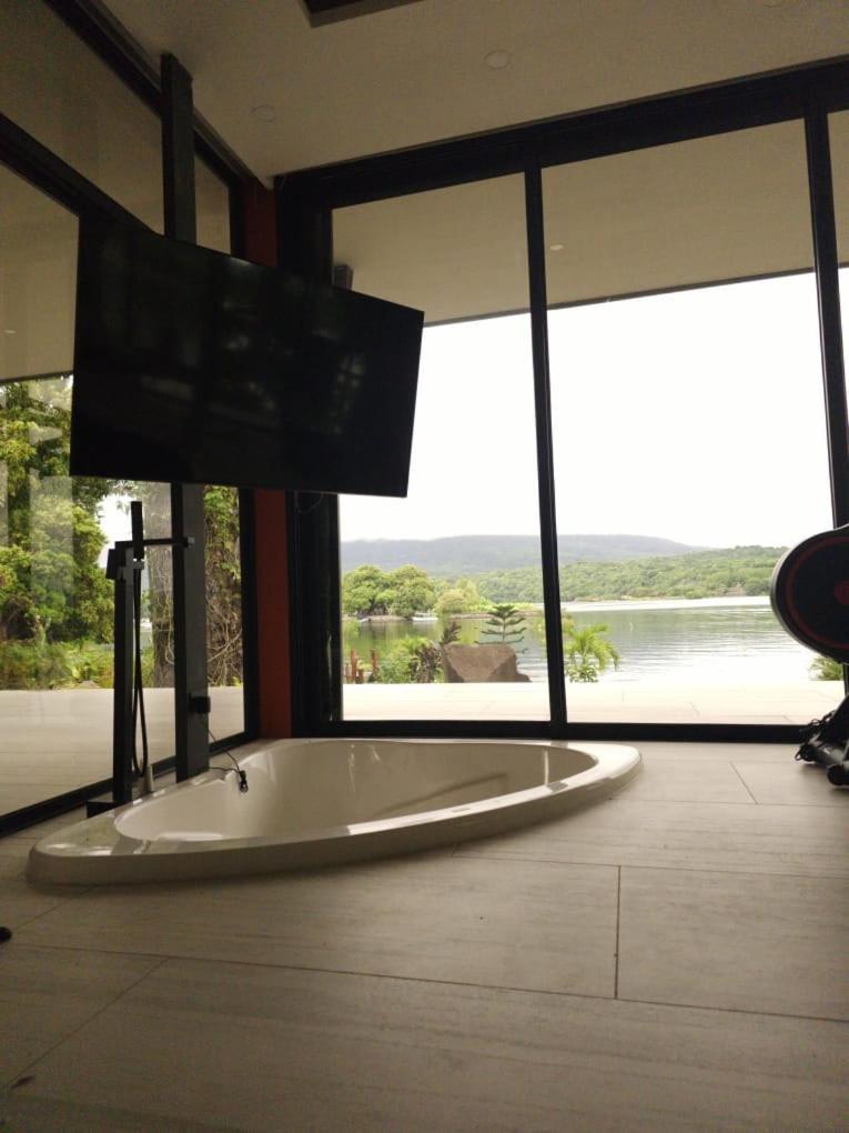 Float Nica Granada - Housity