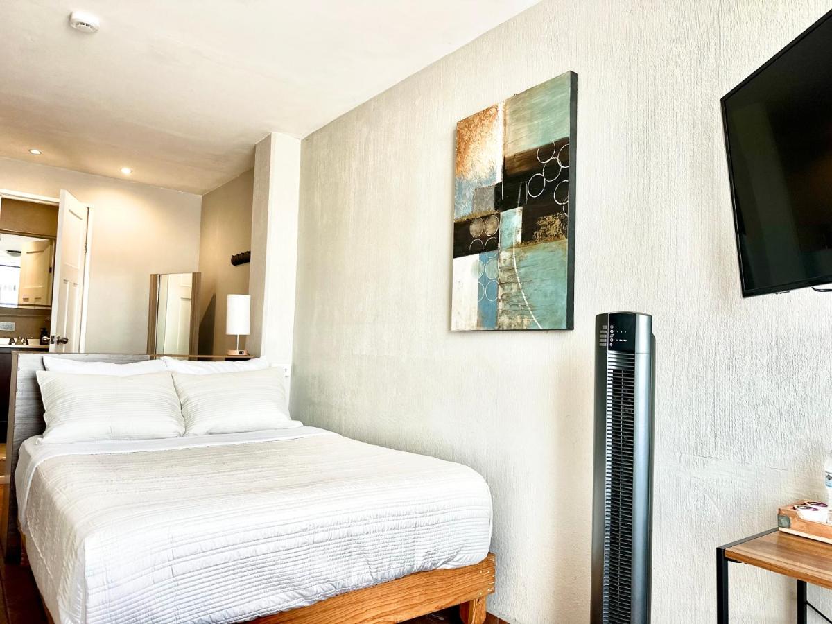 Hostal GGG - Housity