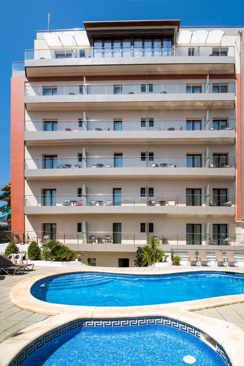 Piscina en o cerca de Petit Palau - Adults Only