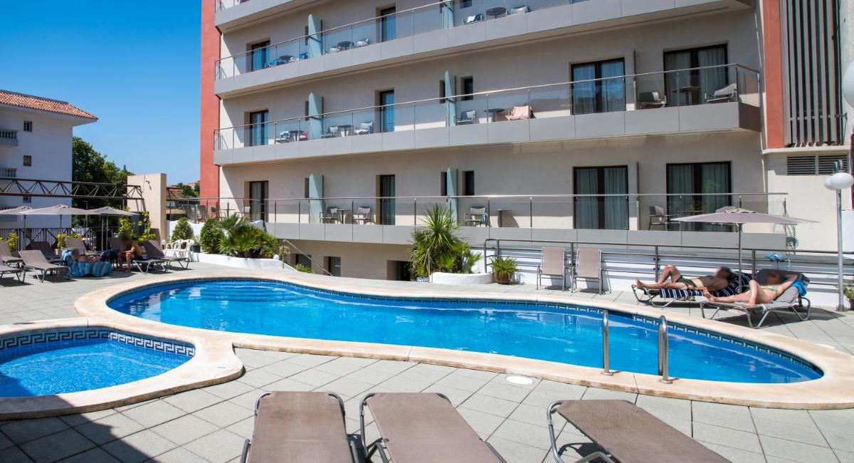 Piscina en o cerca de Petit Palau - Adults Only