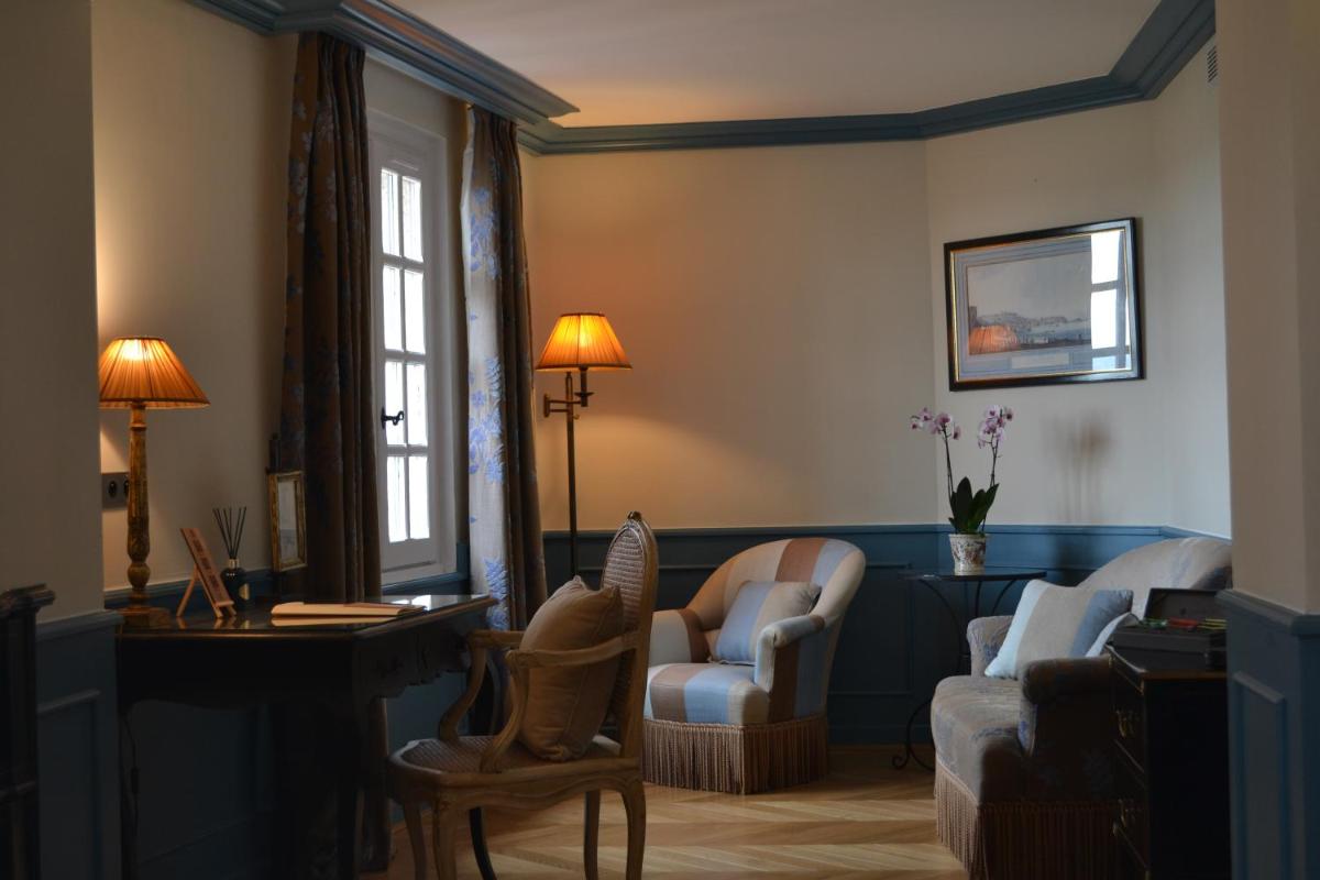 Hotel Le Saint Paul - Housity