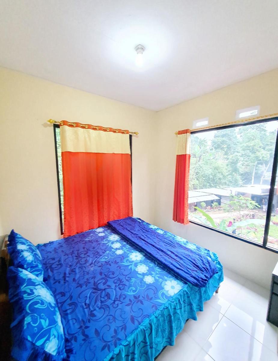 Homestay air panas legok munggang - Housity