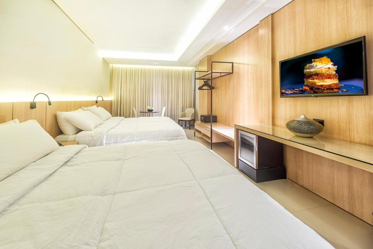 Rafain Palace Hotel & Convention Center - Housity