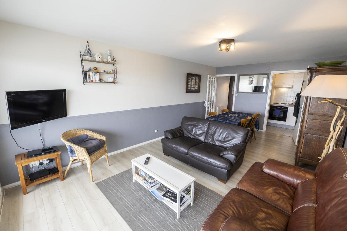 Le Grand Bleu - Housity