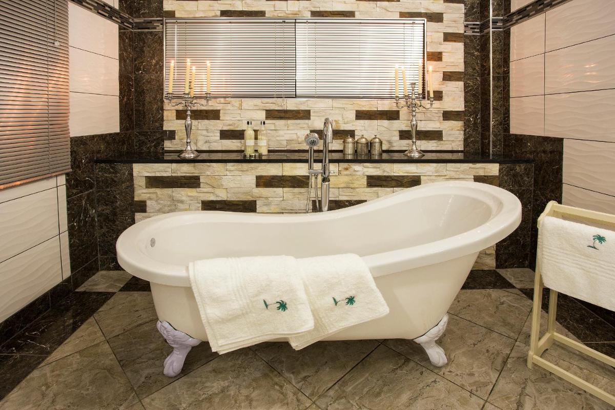 The Royal Palm B&B - Housity
