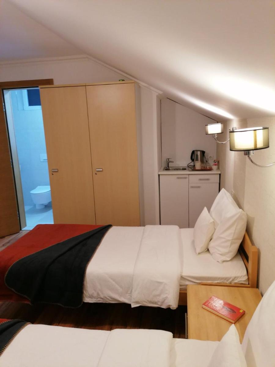 Apartments 135 - Housity