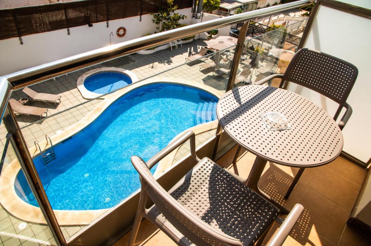 Piscina en o cerca de Petit Palau - Adults Only