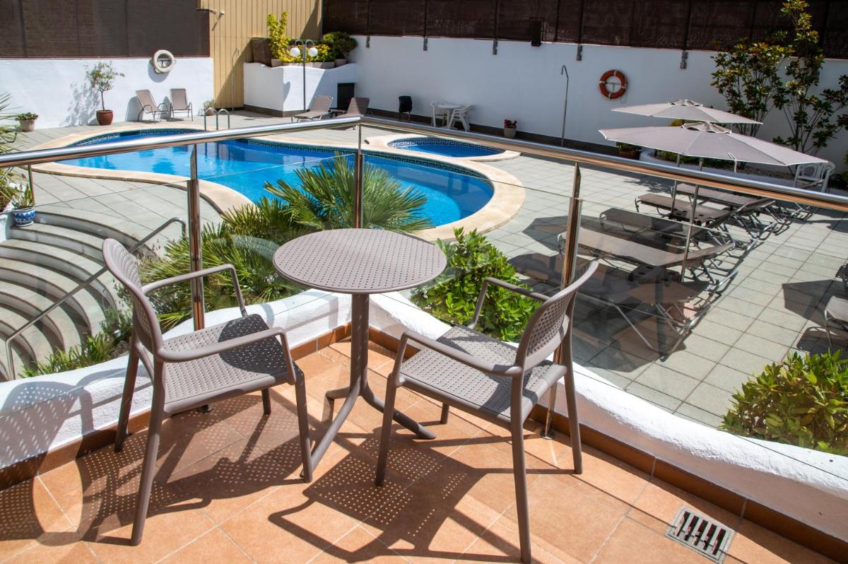 Piscina en o cerca de Petit Palau - Adults Only