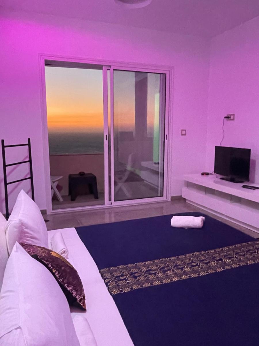 Master Suite in Bellavista Andalucia with Pool and Beach - Housity