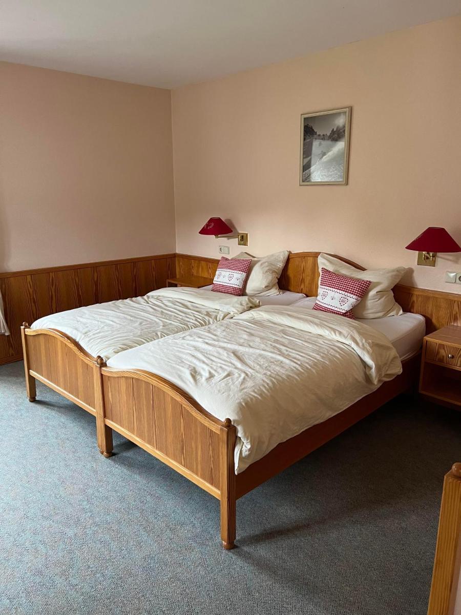 Hotel Restaurant Lavelle - Housity