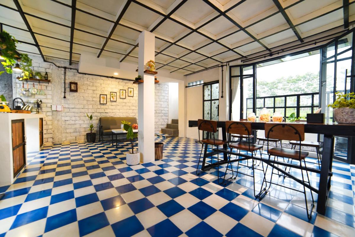 Ubu Villa HnR Farm - Tranquil Villa with Free Farm Adventure - Housity
