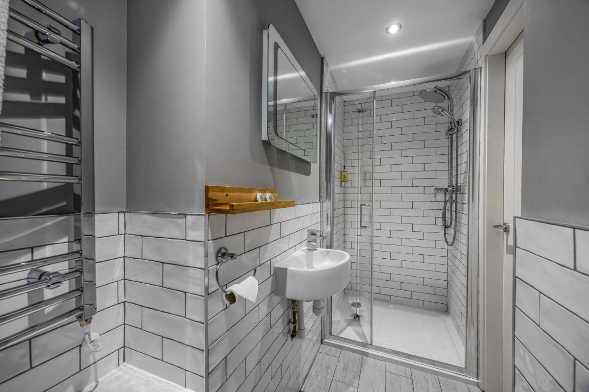 rooms@73 - Housity