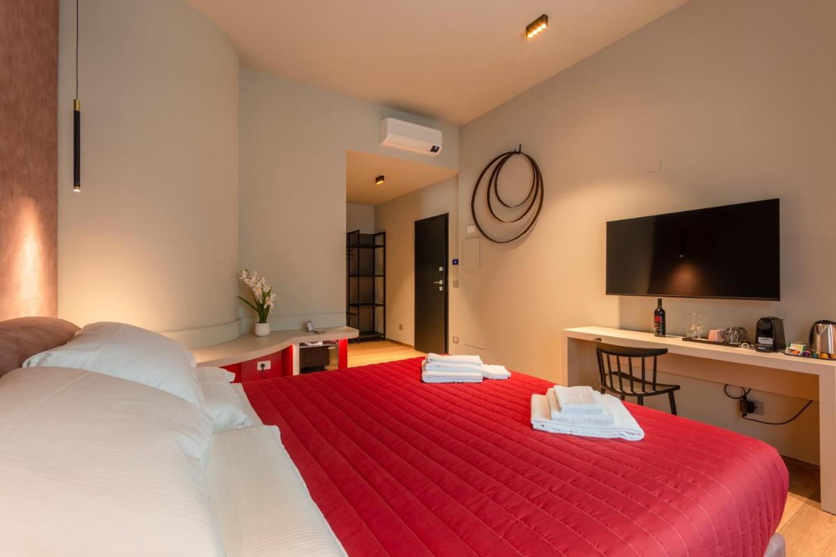 CasaCabe - Boutique Living - Housity