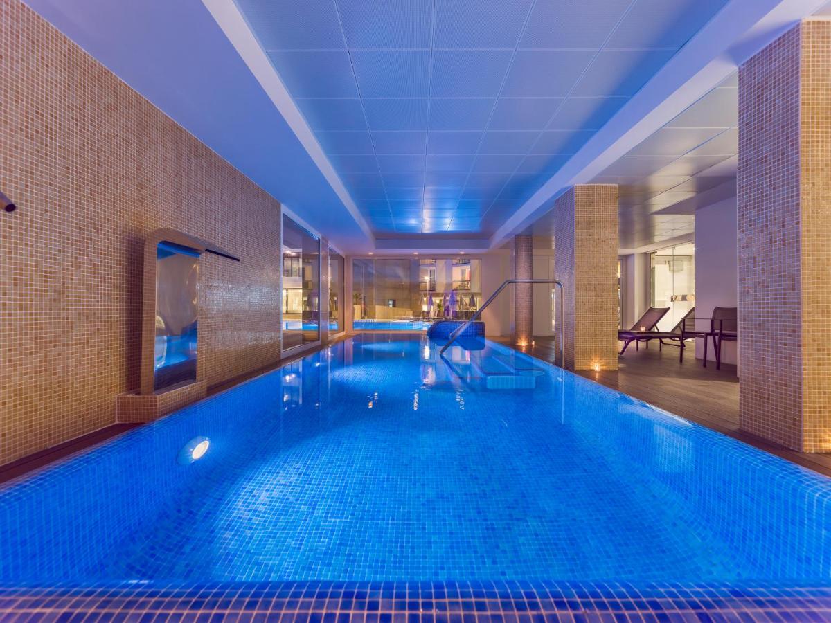Piscina en o cerca de H10 Casa del Mar