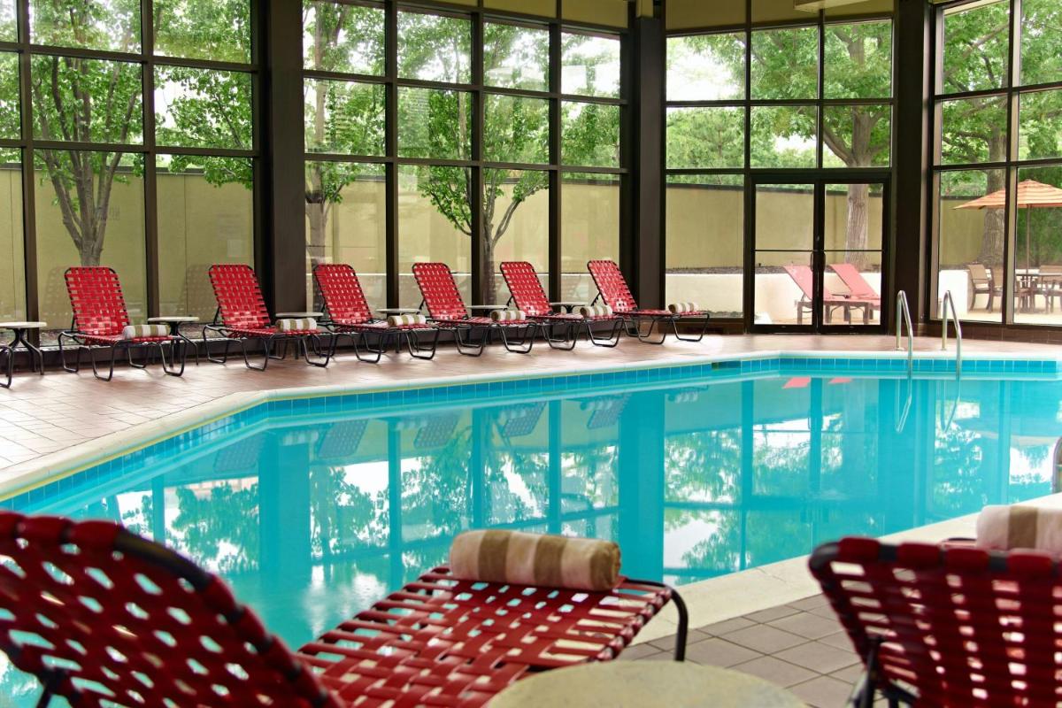 Marriott Kansas City Overland Park - Housity