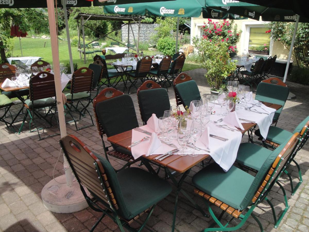 Landhotel Restaurant Hubinger - Housity