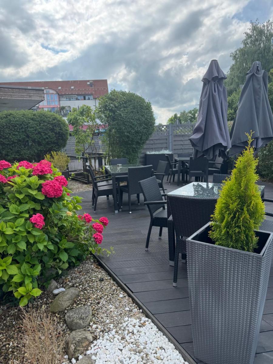 Hotel Mozart - Housity