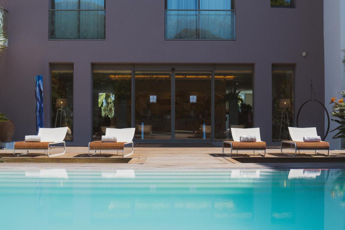 Piscine de l'établissement Kube Saint-Tropez ou située à proximité