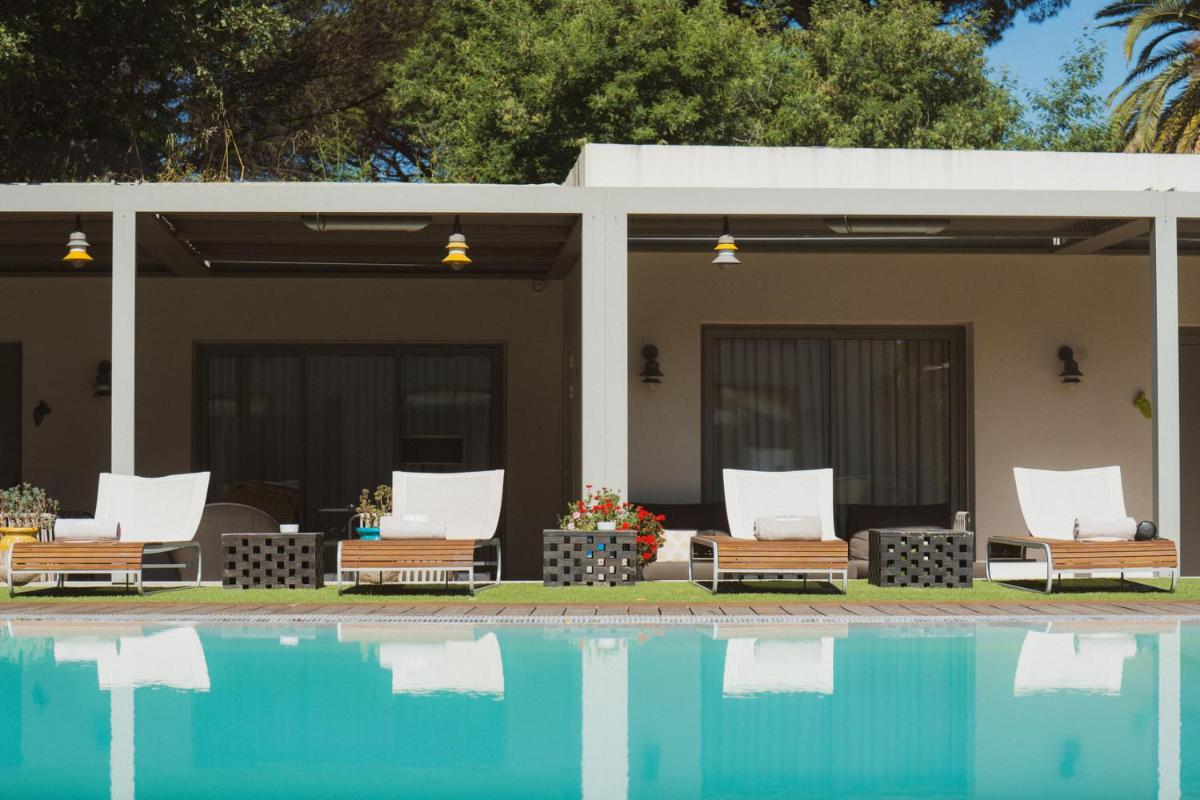 Piscine de l'établissement Kube Saint-Tropez ou située à proximité