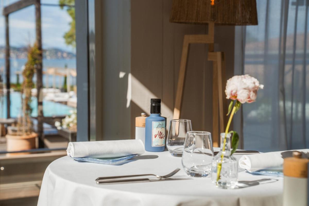 Boissons dans l'établissement Kube Saint-Tropez