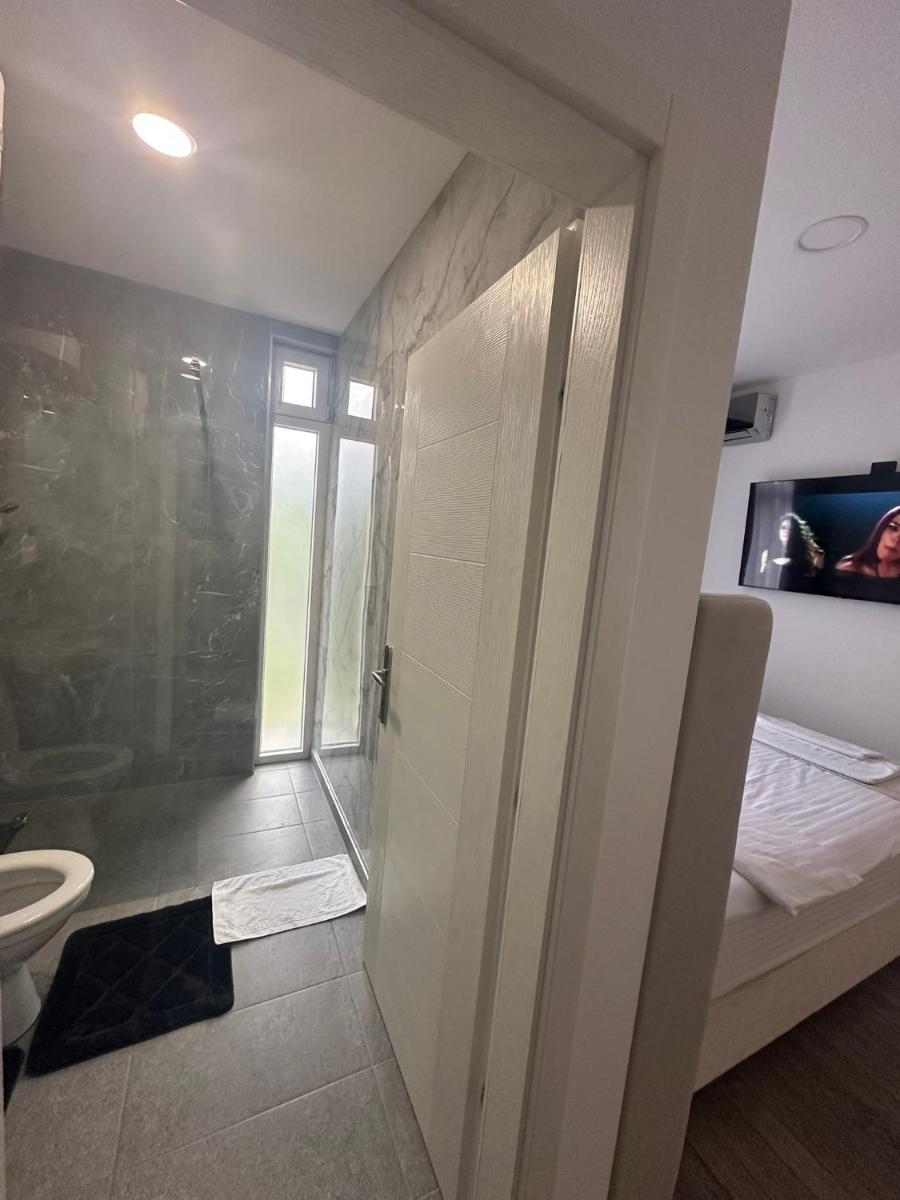 Janjić Apartmani - Housity