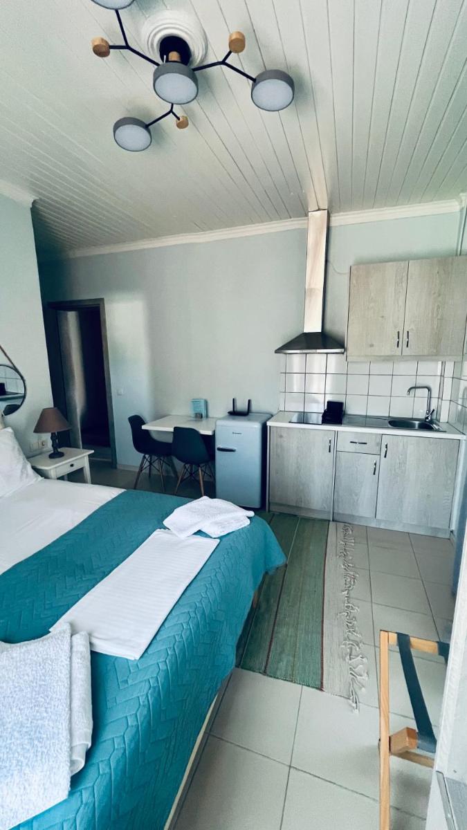 Theros Room - Housity