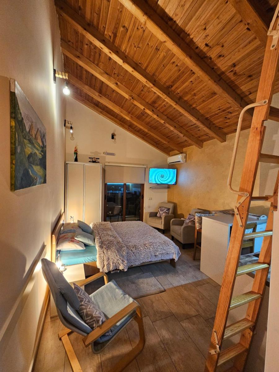 Apartments Aerodrom - Housity