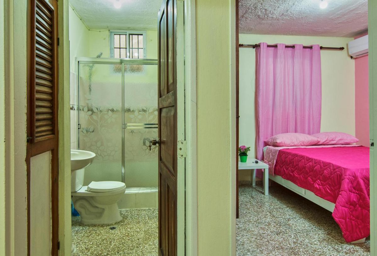 Queen of Hearts Apartahotel - Housity
