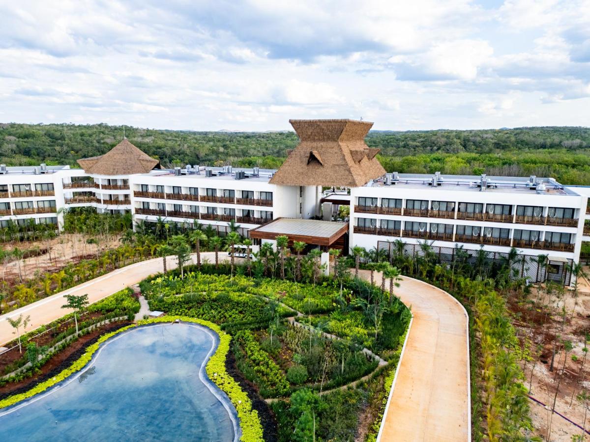 Hotel Mundo Maya Nuevo Uxmal - Housity