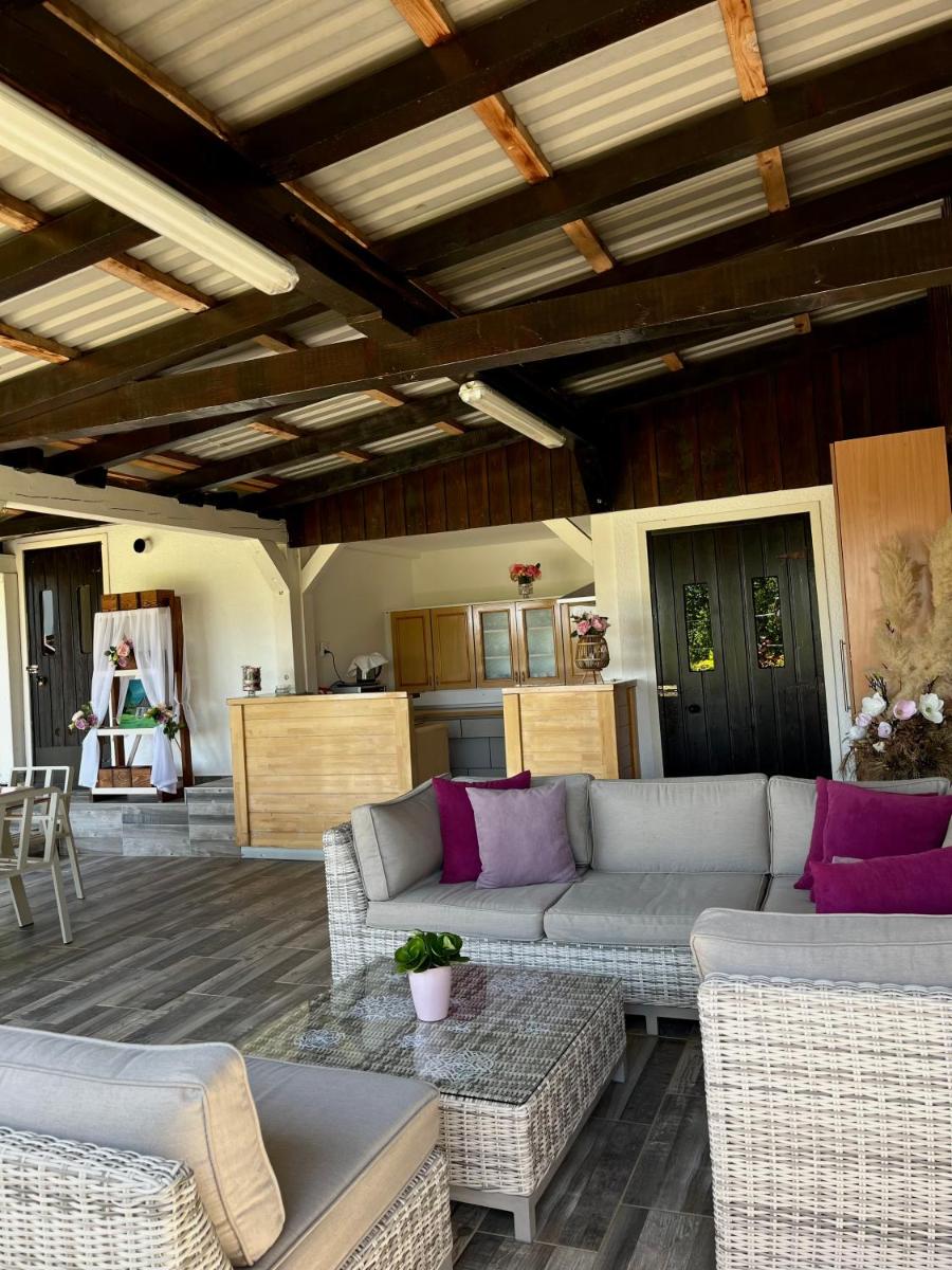 Apartments Tratinčica - Housity