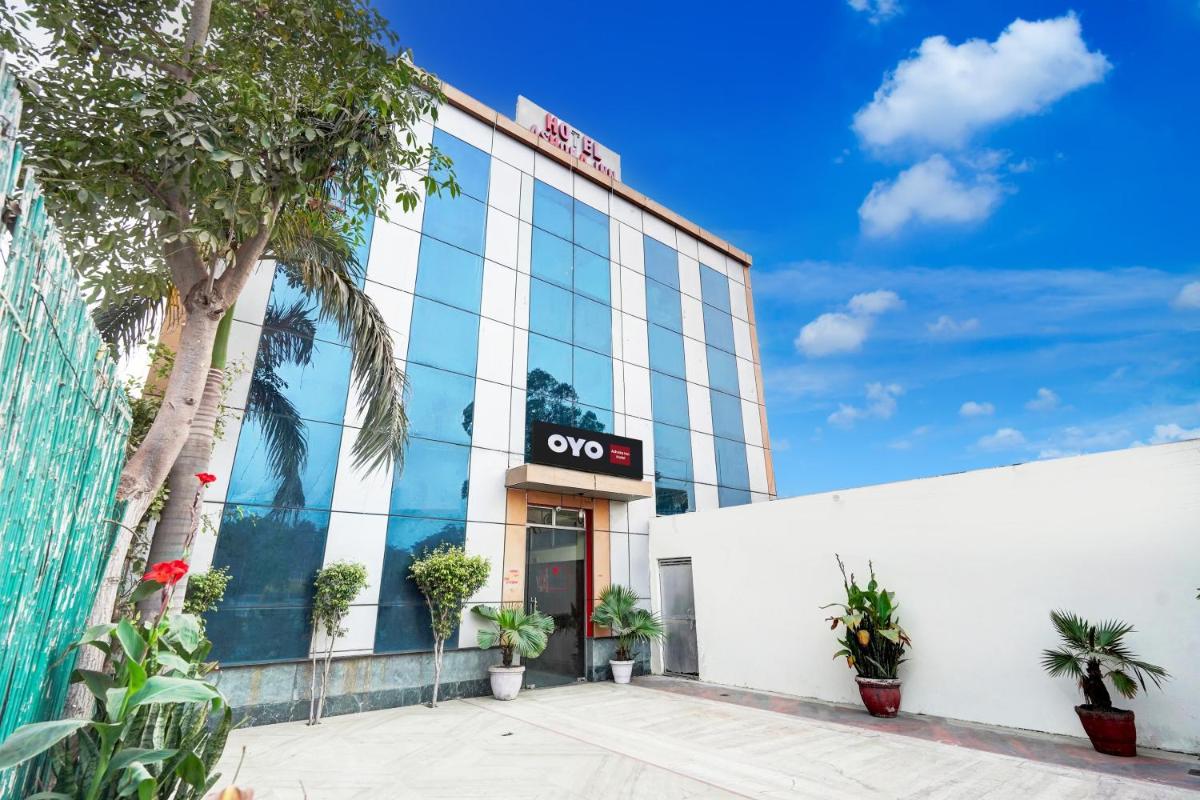 OYO Ashoka Inn Hotel Near Botanical Garden - Housity