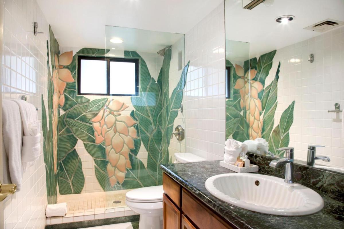 KBM Resorts: Polo Beach POL-109 Ground Floor Steps to the Sand Sunset Views w Rental Car - Housity