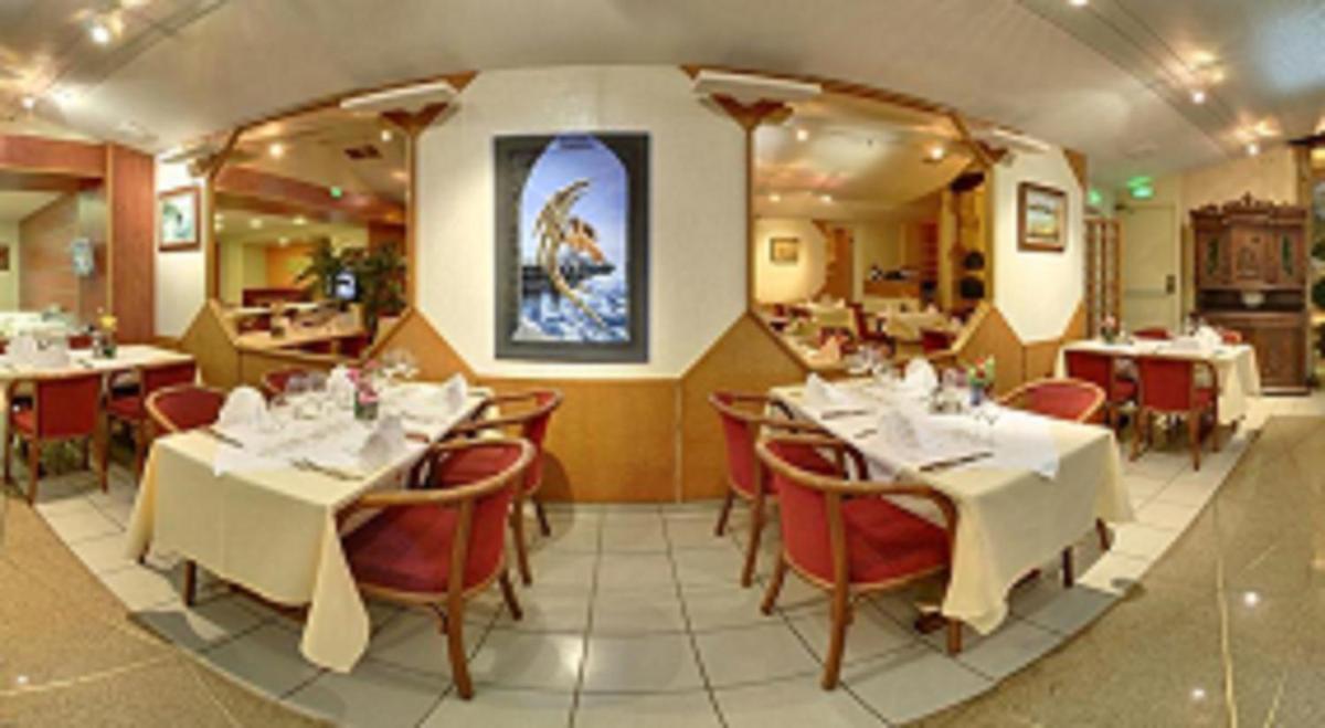 Logis Hotel de Paris - Housity