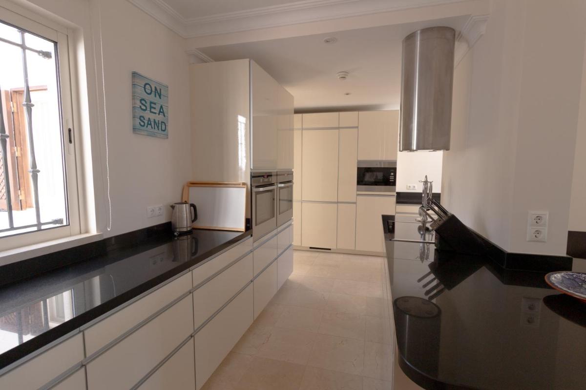 A cozinha ou kitchenette de Dunas Douradas Beach Club