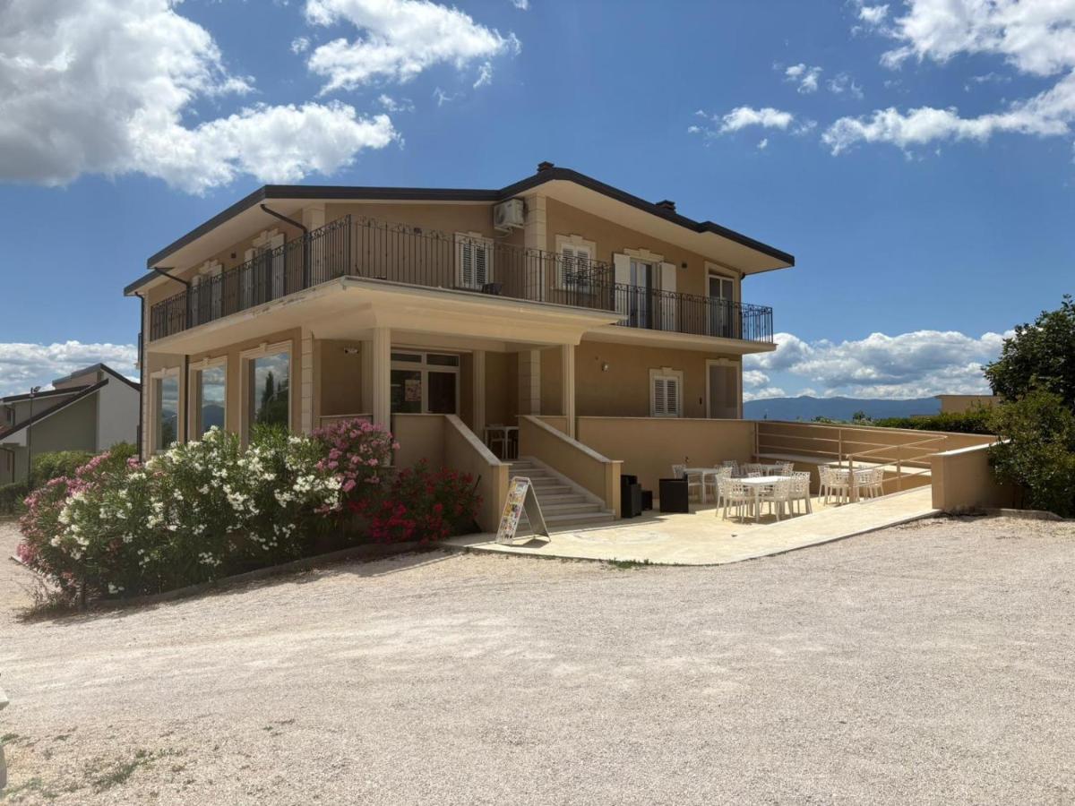 Ranieri Guest House - Housity