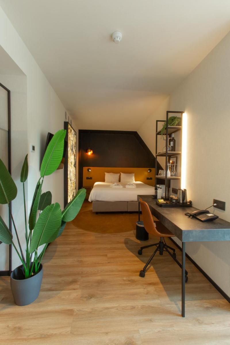 Ariane Hotel - Housity