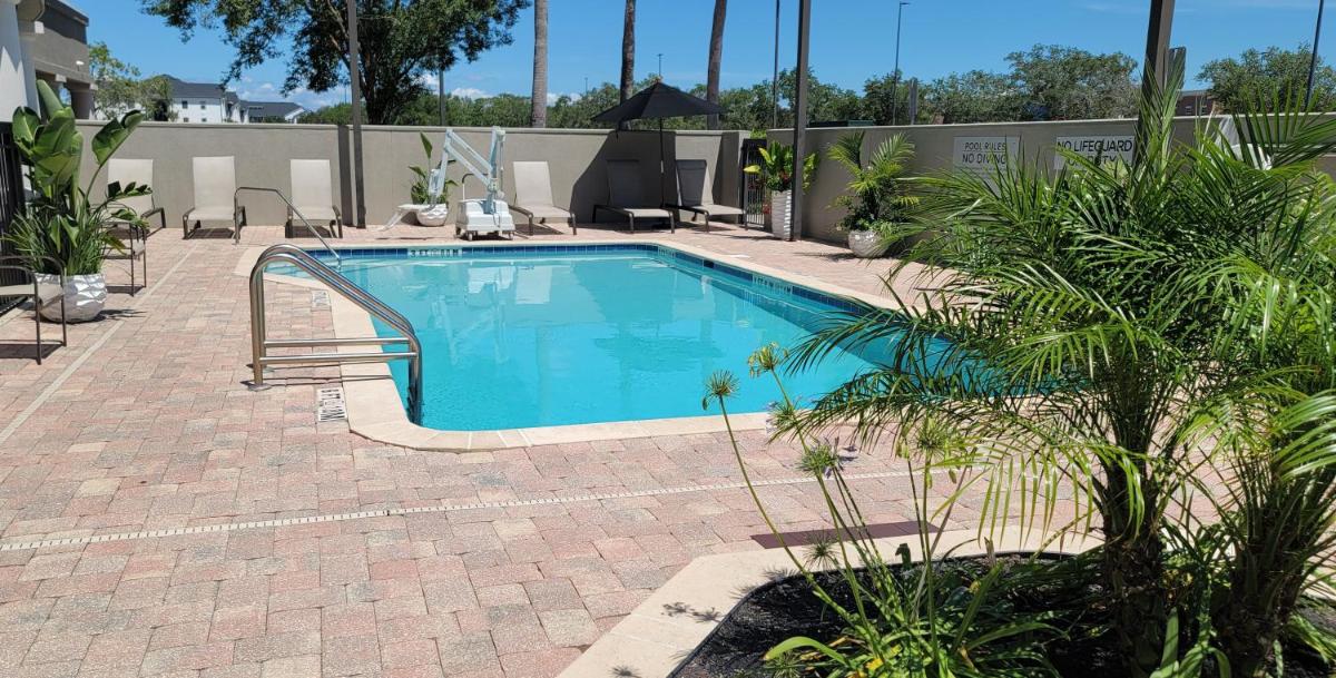 Courtyard by Marriott Jacksonville I-295/East Beltway - Hizvo