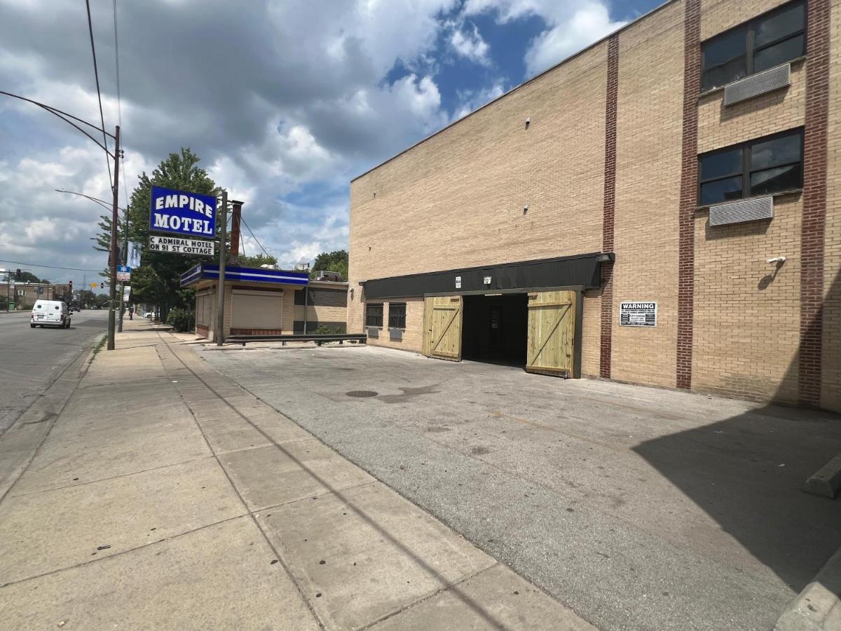 Capital O Empire Motel Chicago I-94 - Housity