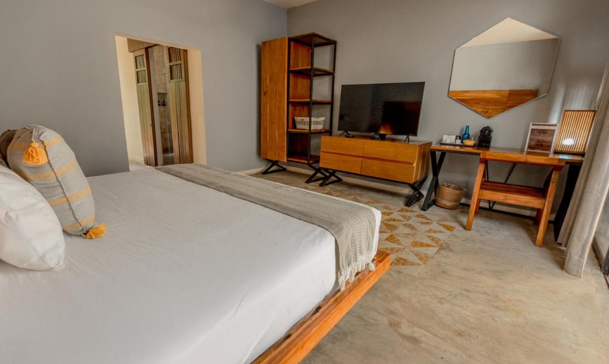 Hotel Unknown - Housity