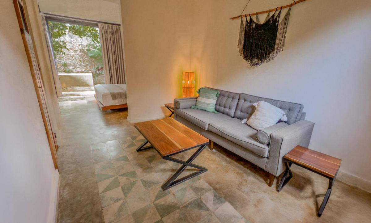 Hotel Unknown - Housity