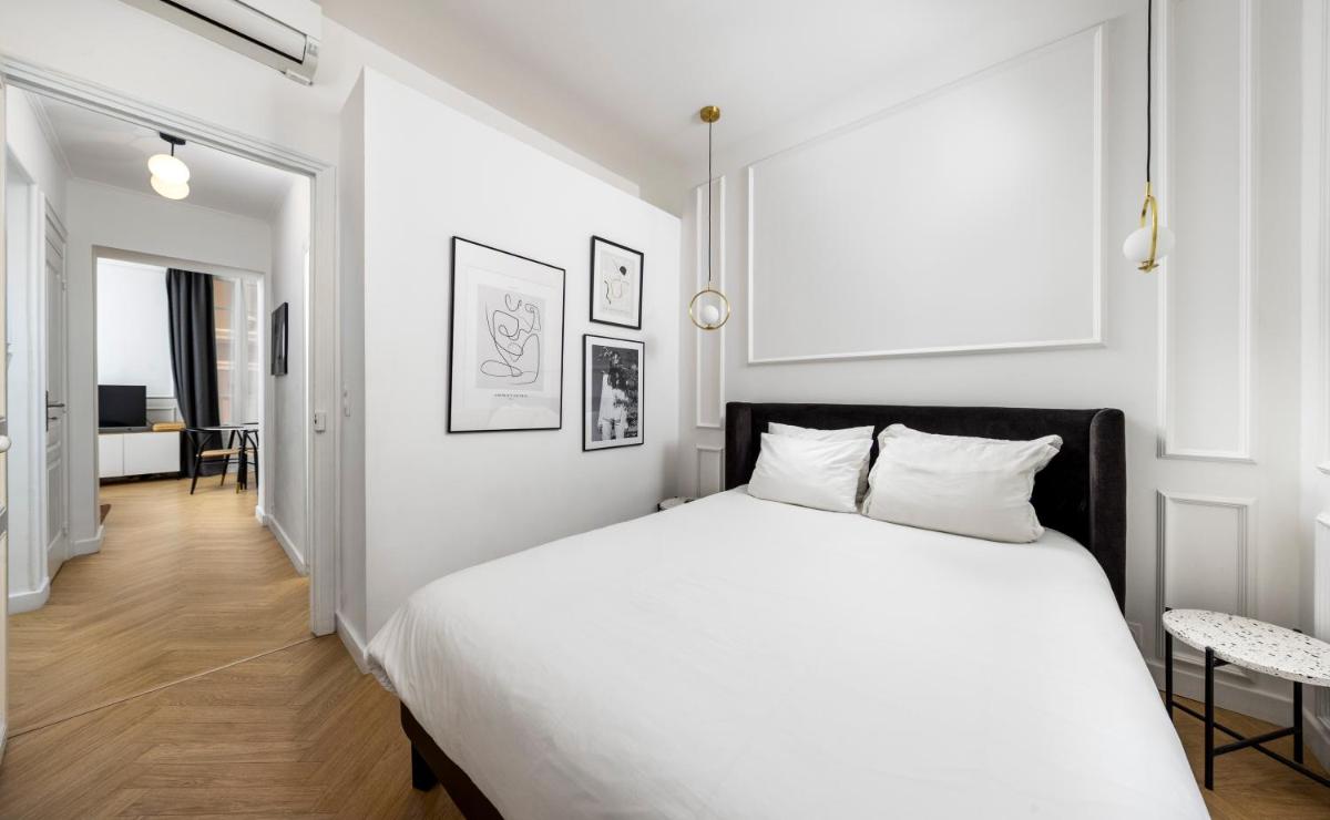 Newly Renovated Apartment with Balcony, AC, Fiber internet - Housity