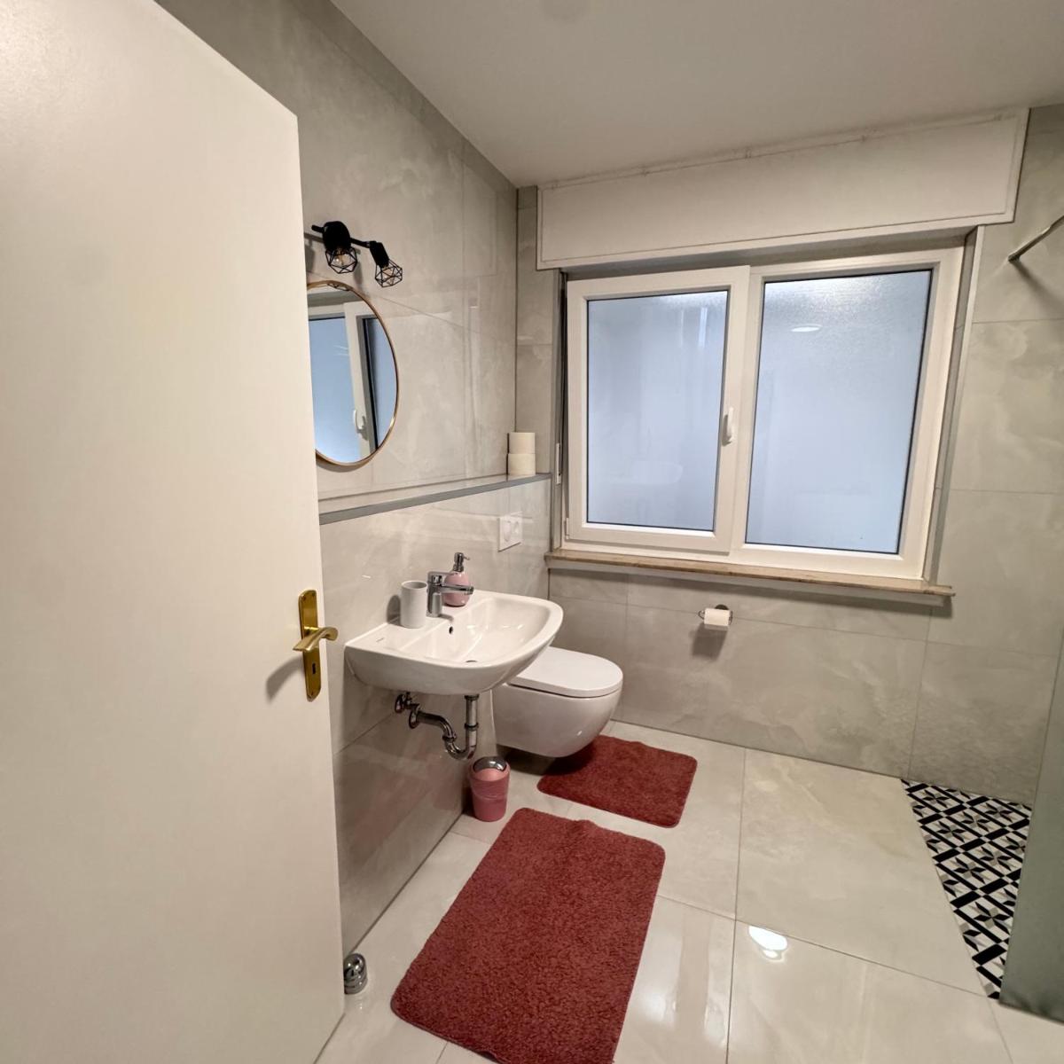 Four Rooms Residence 6 Gäste, kein Feiern oder Partys - Housity