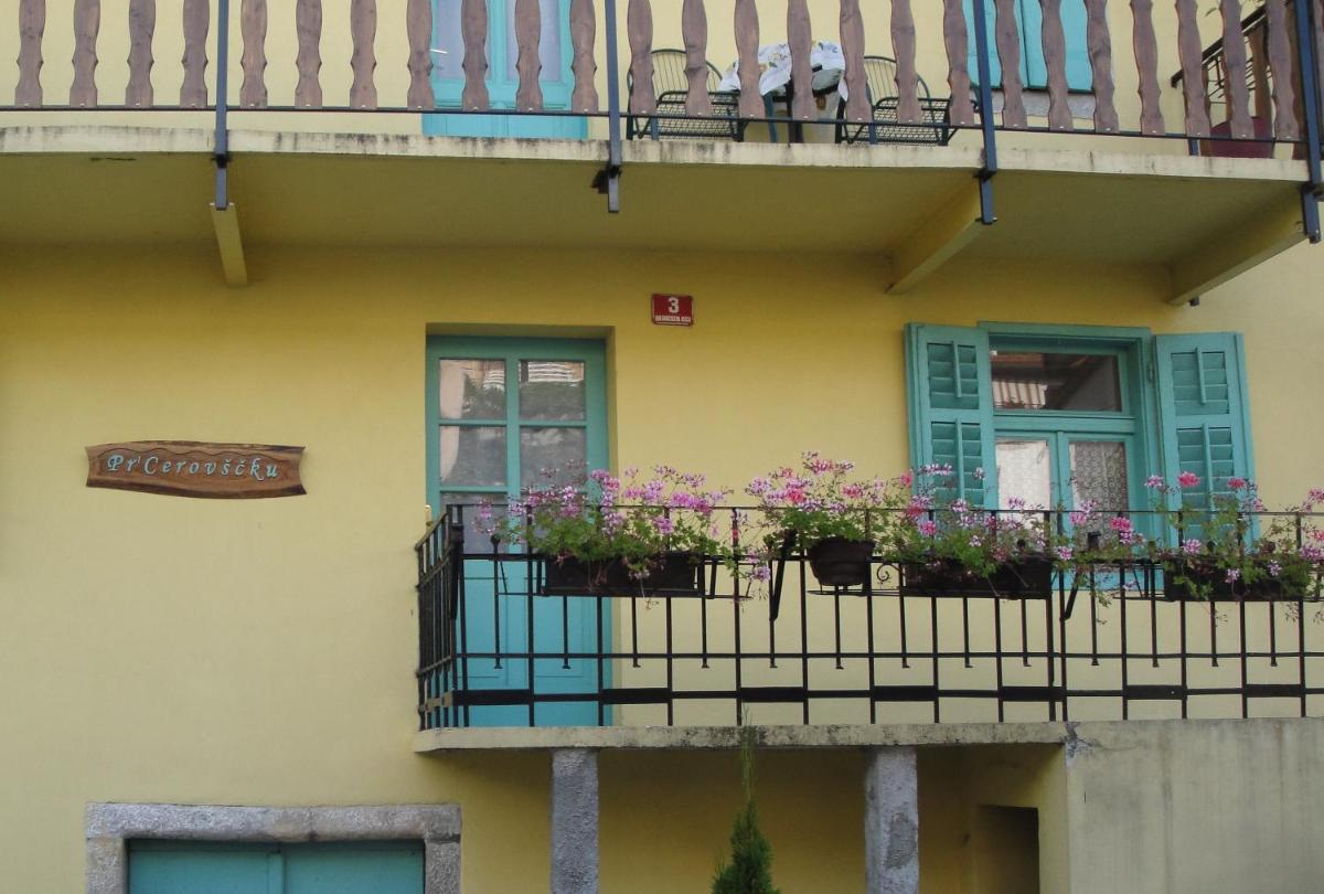Authentic traditional Soca Valley home - Housity