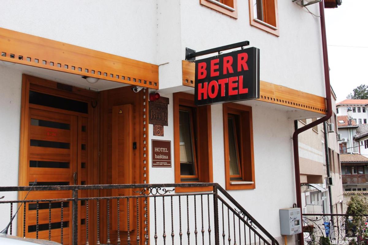 Hotel Berr - Housity